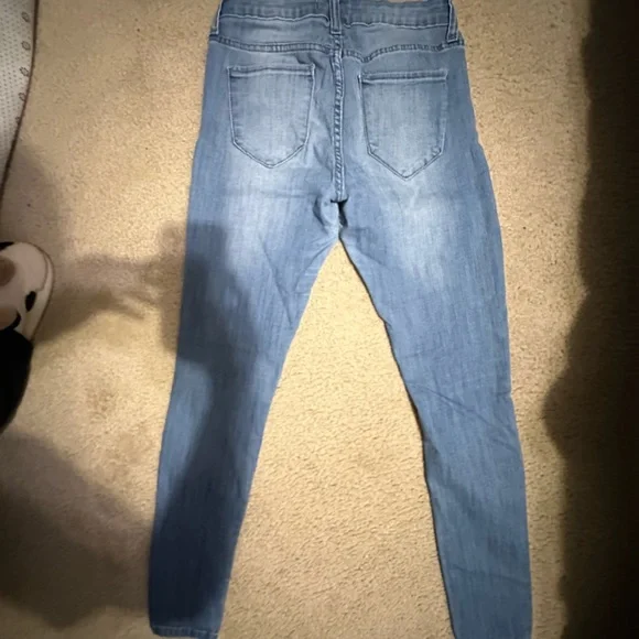 Junior Holley Skinny Jeans​ - Picture 3 of 5